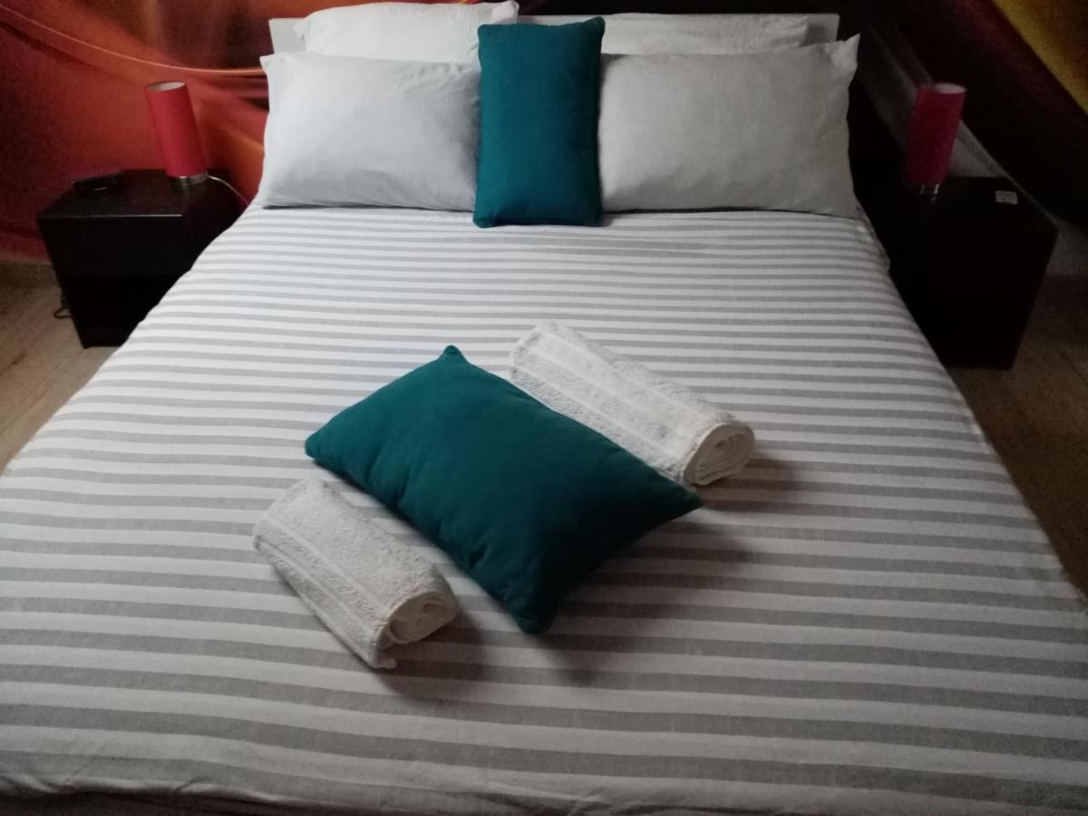 Irvillac Petite Maison Chaleureuse מראה חיצוני תמונה